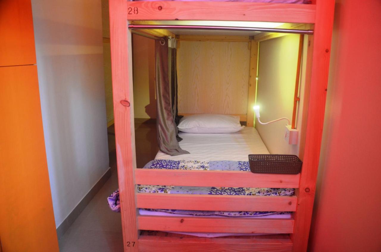 Salaam Namastey Backpackers Hostel Mumbai Exterior photo