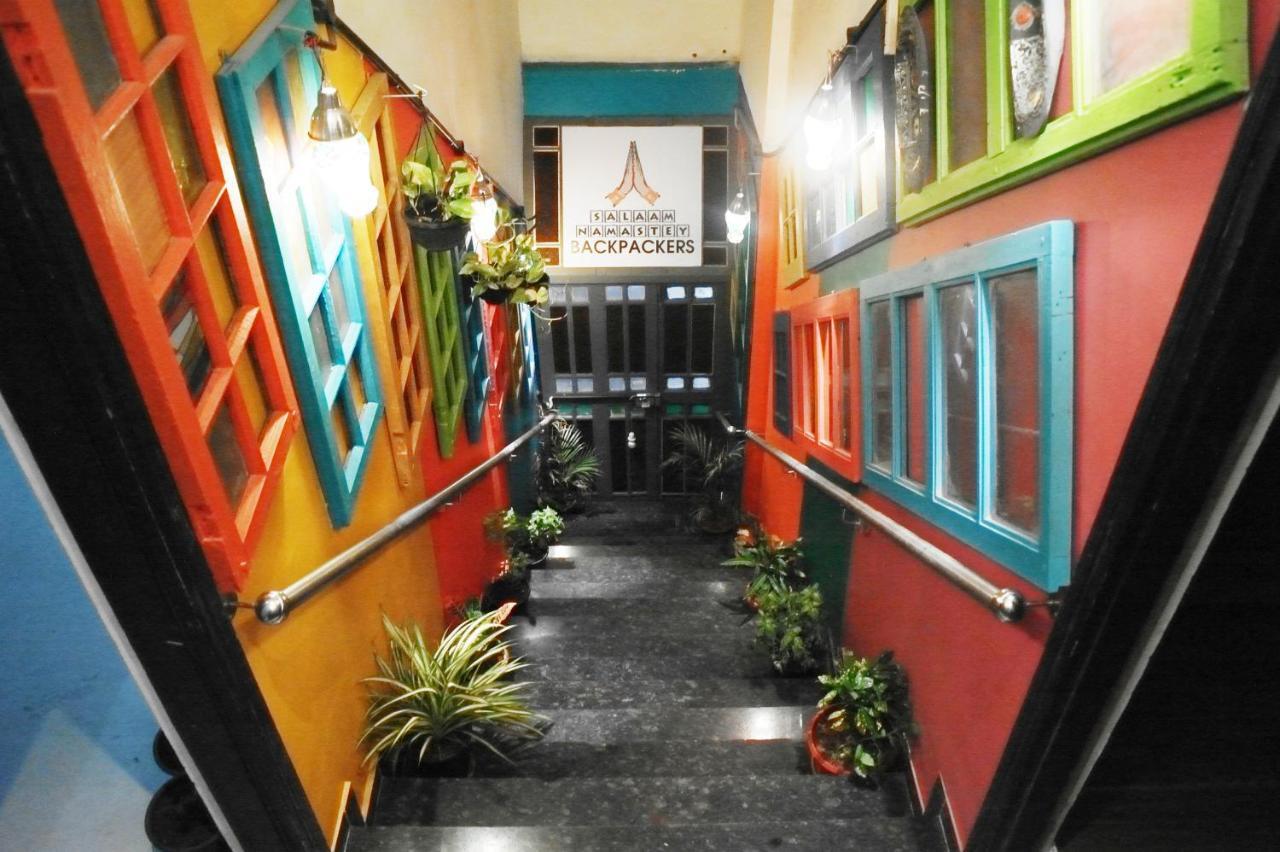 Salaam Namastey Backpackers Hostel Mumbai Exterior photo